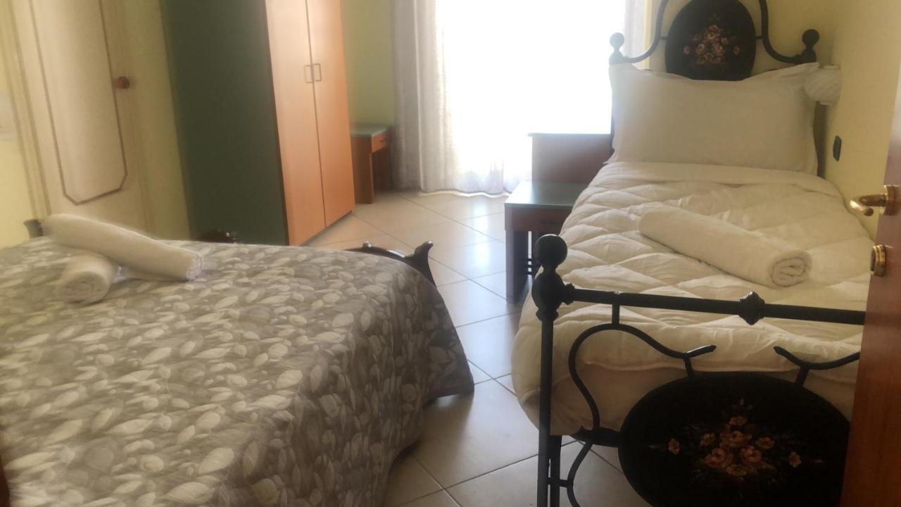 Hotel Taj 贝托勒 外观 照片